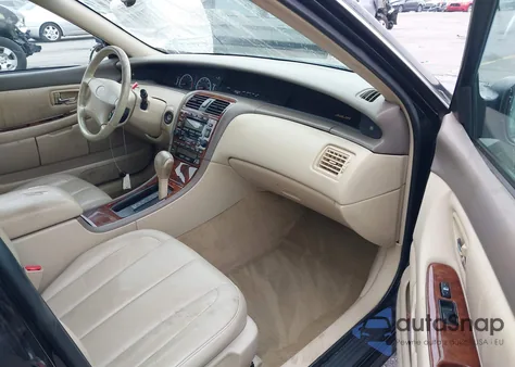 2001 Toyota Avalon Xls from USA, damaged, VIN 4T1BF28BX1U136053